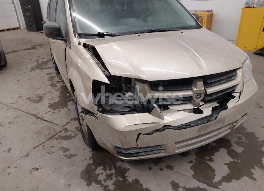 Photo 6 of 2010 Dodge Grand CARAVAN SE (VIN 2D4RN4DE3AR419752)