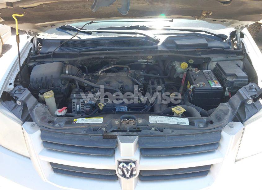 Photo 10 of 2010 Dodge Grand CARAVAN SE (VIN 2D4RN4DE3AR477702)