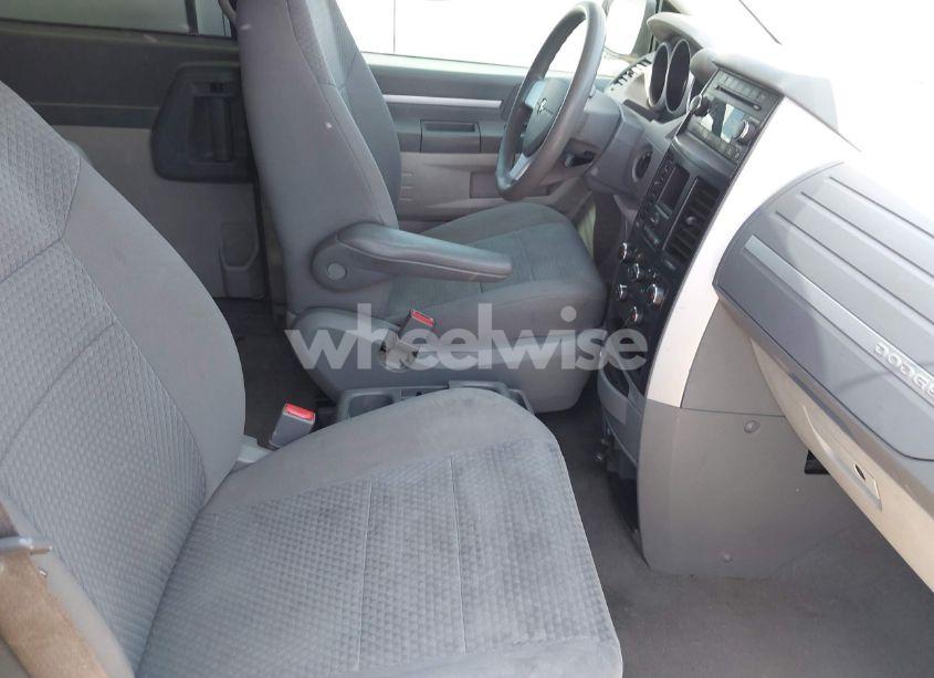 Photo 5 of 2010 Dodge Grand CARAVAN SE (VIN 2D4RN4DE3AR477702)