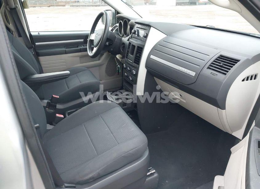 Photo 5 of 2010 Dodge Grand CARAVAN SE (VIN 2D4RN4DE4AR203389)
