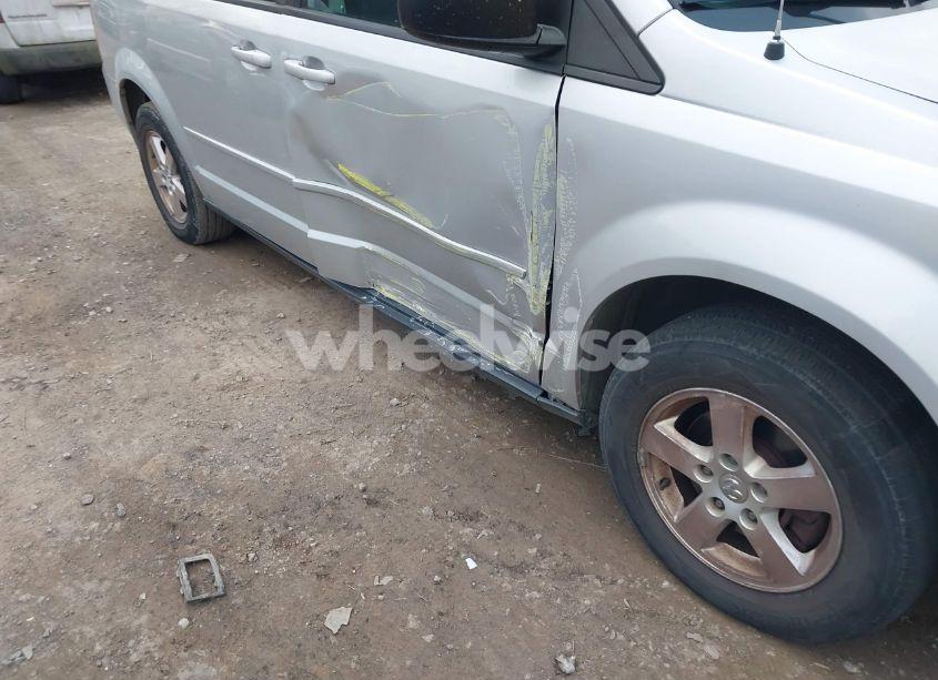 Photo 6 of 2010 Dodge Grand CARAVAN SE (VIN 2D4RN4DE4AR203389)