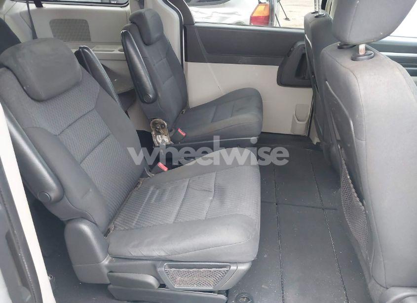 Photo 8 of 2010 Dodge Grand CARAVAN SE (VIN 2D4RN4DE4AR203389)