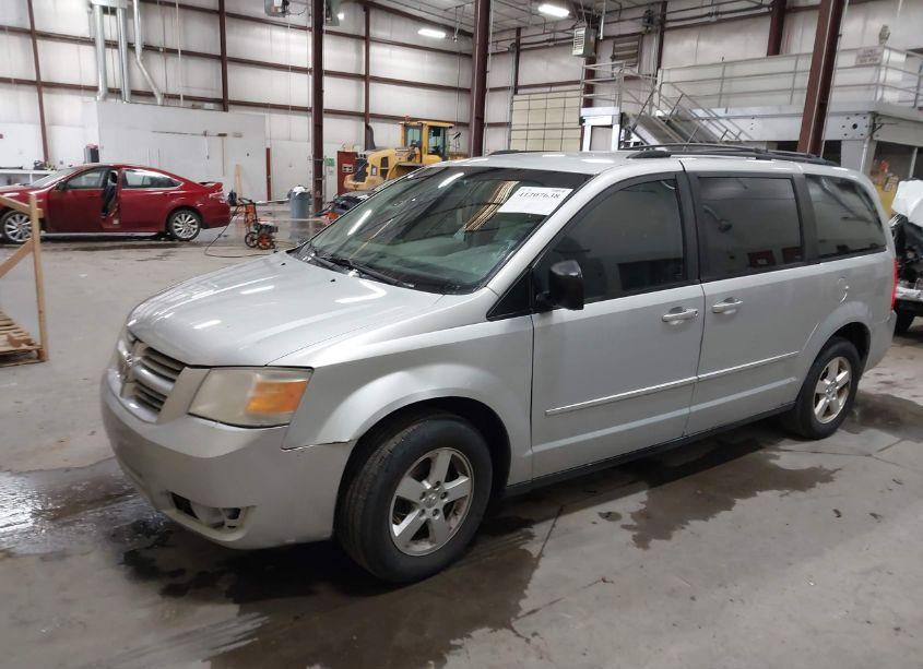 Photo 2 of 2010 Dodge Grand CARAVAN SE (VIN 2D4RN4DE4AR269795)