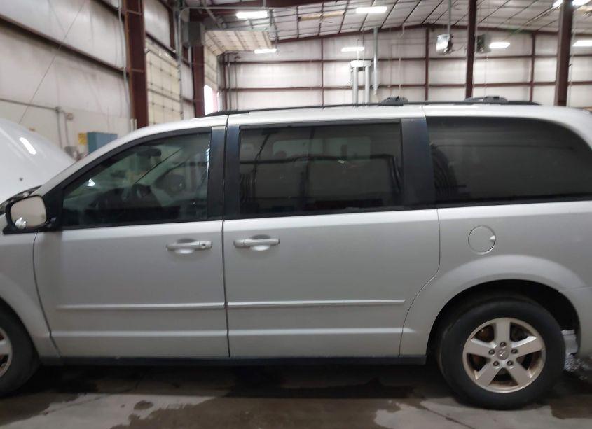 Photo 6 of 2010 Dodge Grand CARAVAN SE (VIN 2D4RN4DE4AR269795)