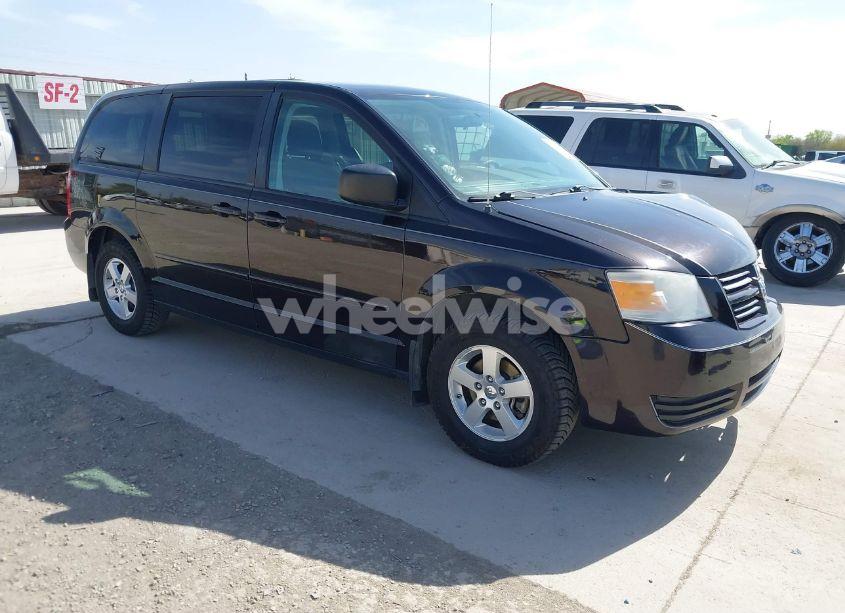 2010 Dodge Grand CARAVAN SE (VIN 2D4RN4DE4AR307803) main photo