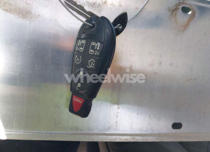 Photo 11 of 2010 Dodge Grand CARAVAN SE (VIN 2D4RN4DE4AR307803)