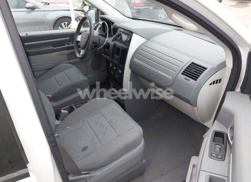 Photo 5 of 2010 Dodge Grand CARAVAN SE (VIN 2D4RN4DE4AR377480)