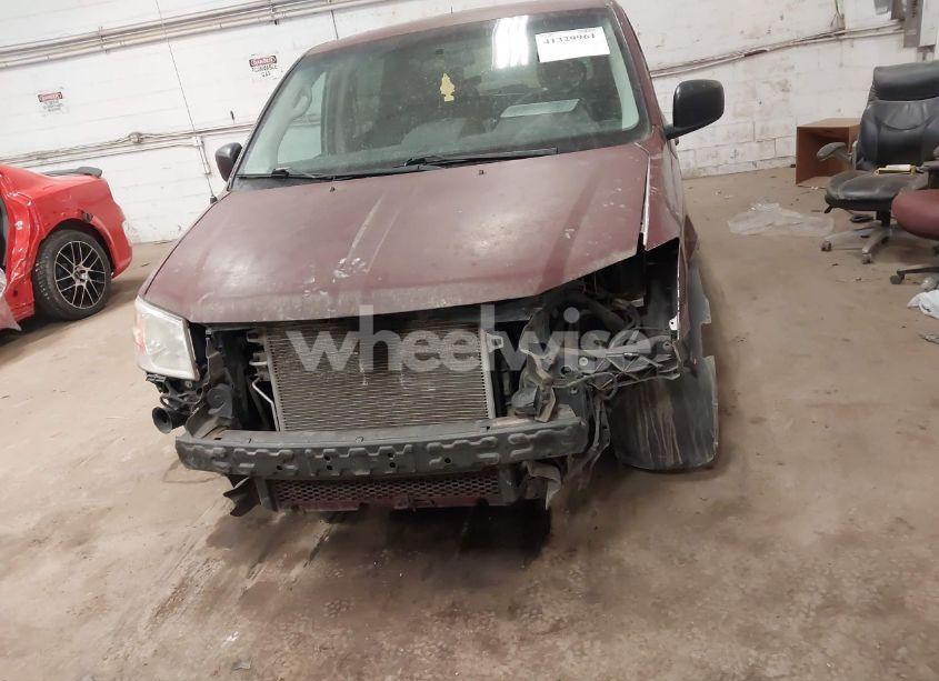 Photo 6 of 2010 Dodge Grand CARAVAN SE (VIN 2D4RN4DE5AR123504)