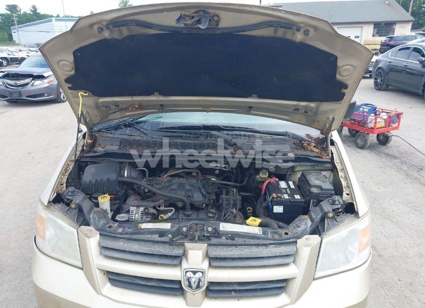 Photo 10 of 2010 Dodge Grand CARAVAN SE (VIN 2D4RN4DE5AR179202)