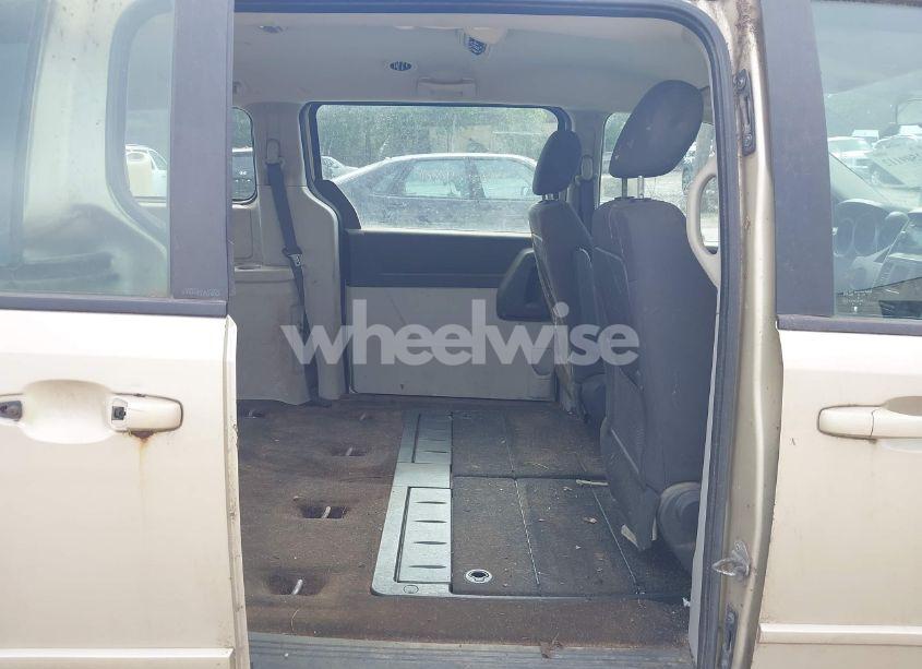 Photo 8 of 2010 Dodge Grand CARAVAN SE (VIN 2D4RN4DE5AR179202)