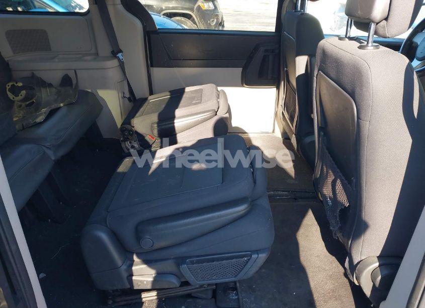 Photo 8 of 2010 Dodge Grand CARAVAN SE (VIN 2D4RN4DE5AR349963)