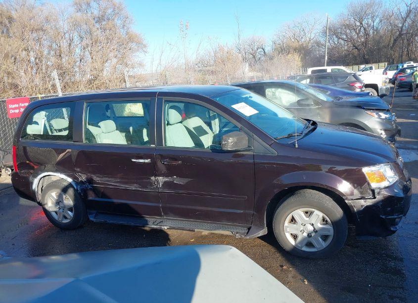 Photo 13 of 2010 Dodge Grand CARAVAN SE (VIN 2D4RN4DE5AR355715)