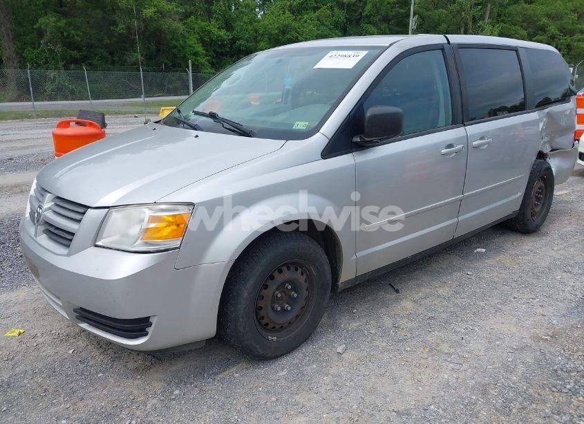 Photo 2 of 2010 Dodge Grand CARAVAN SE (VIN 2D4RN4DE6AR111362)