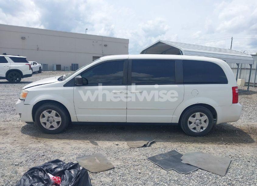 Photo 14 of 2010 Dodge Grand CARAVAN SE (VIN 2D4RN4DE6AR172789)