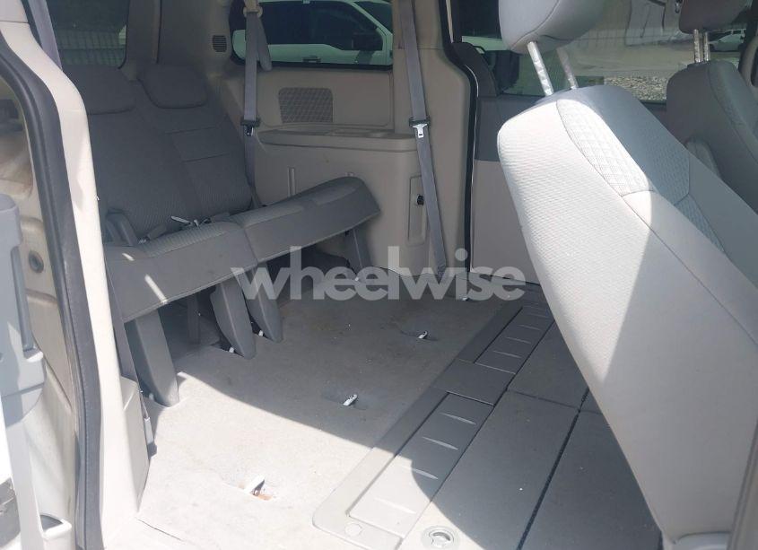 Photo 8 of 2010 Dodge Grand CARAVAN SE (VIN 2D4RN4DE6AR172789)