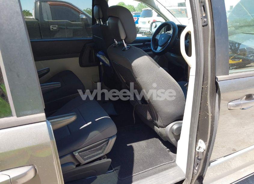 Photo 8 of 2010 Dodge Grand CARAVAN SE (VIN 2D4RN4DE6AR331178)