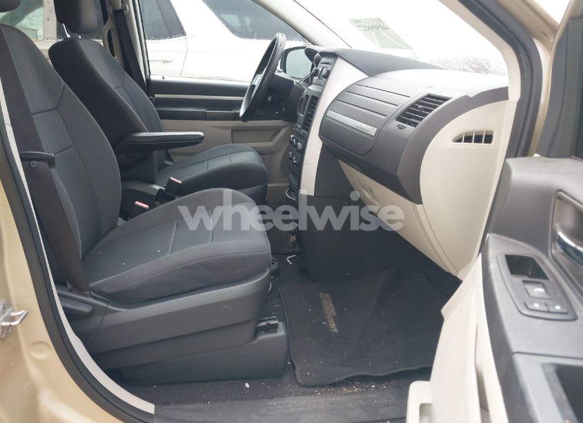 Photo 5 of 2010 Dodge Grand CARAVAN SE (VIN 2D4RN4DE6AR362401)