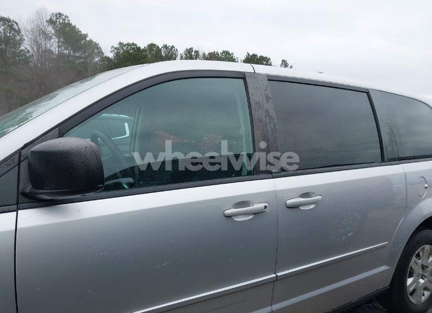 Photo 14 of 2010 Dodge Grand CARAVAN SE (VIN 2D4RN4DE6AR402976)