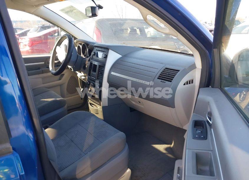 Photo 5 of 2010 Dodge Grand CARAVAN SE (VIN 2D4RN4DE6AR443446)
