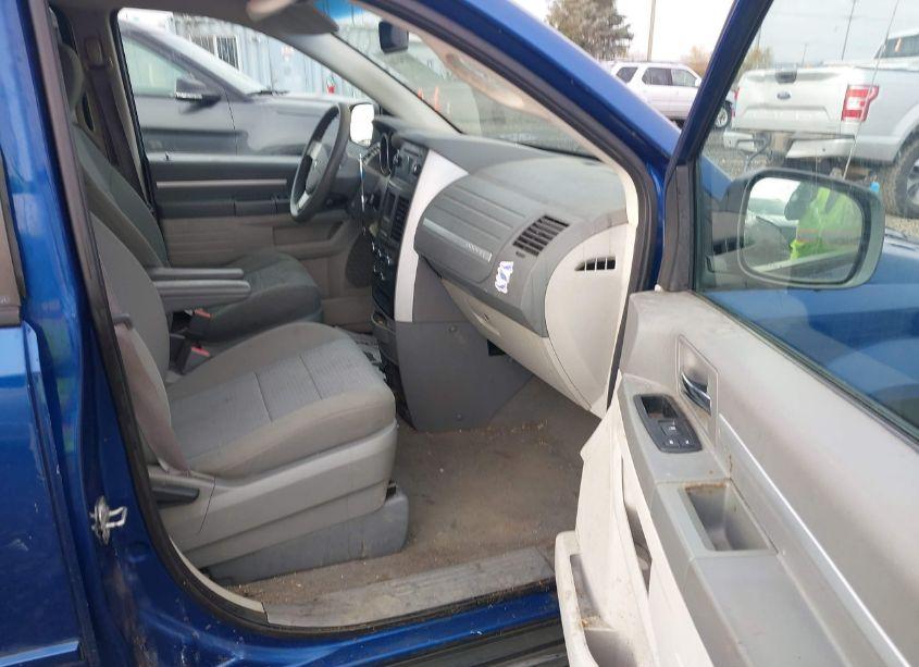 Photo 5 of 2010 Dodge Grand CARAVAN SE (VIN 2D4RN4DE7AR164930)