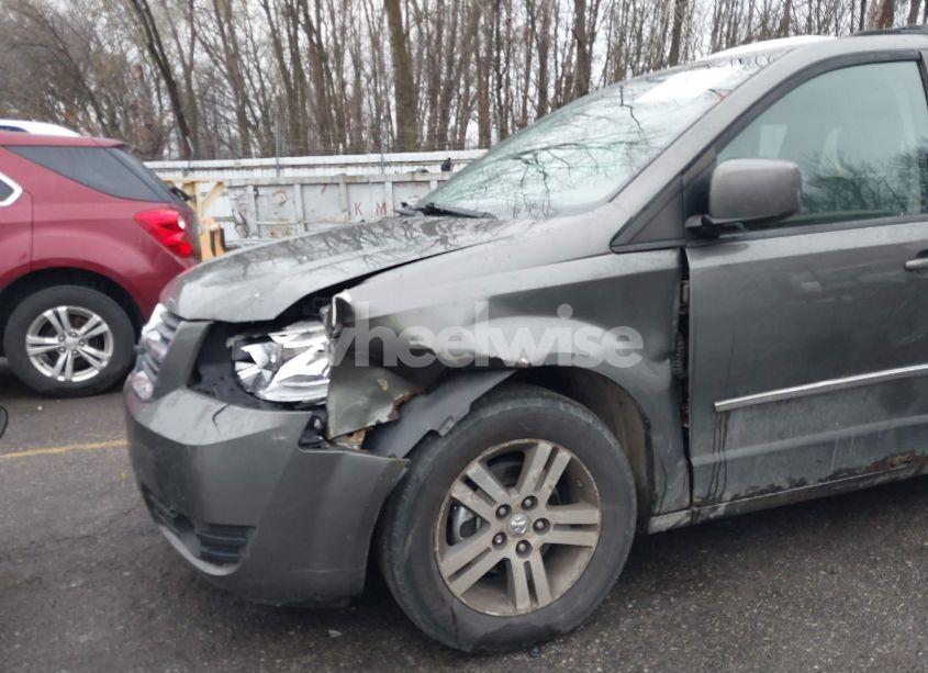 Photo 6 of 2010 Dodge Grand CARAVAN SE (VIN 2D4RN4DE7AR229985)