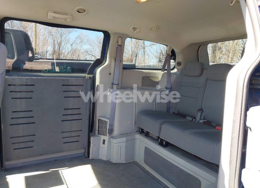 Photo 8 of 2010 Dodge Grand CARAVAN SE (VIN 2D4RN4DE7AR296991)