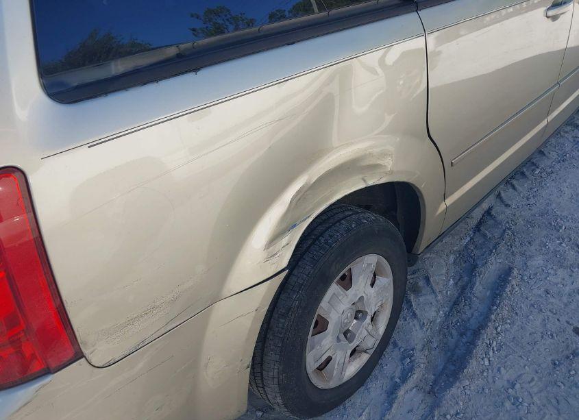 Photo 6 of 2010 Dodge Grand CARAVAN SE (VIN 2D4RN4DE7AR326412)