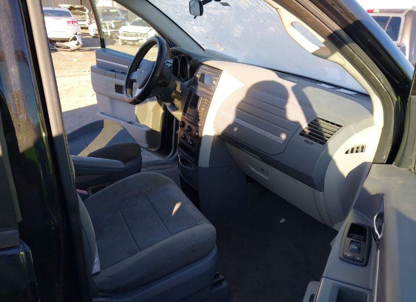 Photo 5 of 2010 Dodge Grand CARAVAN SE (VIN 2D4RN4DE7AR370796)