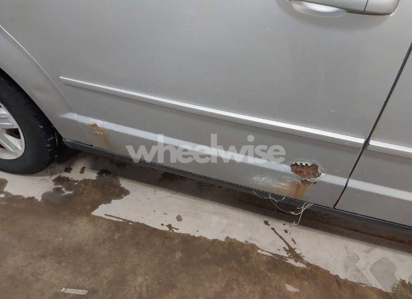 Photo 11 of 2010 Dodge Grand CARAVAN SE (VIN 2D4RN4DE7AR446839)