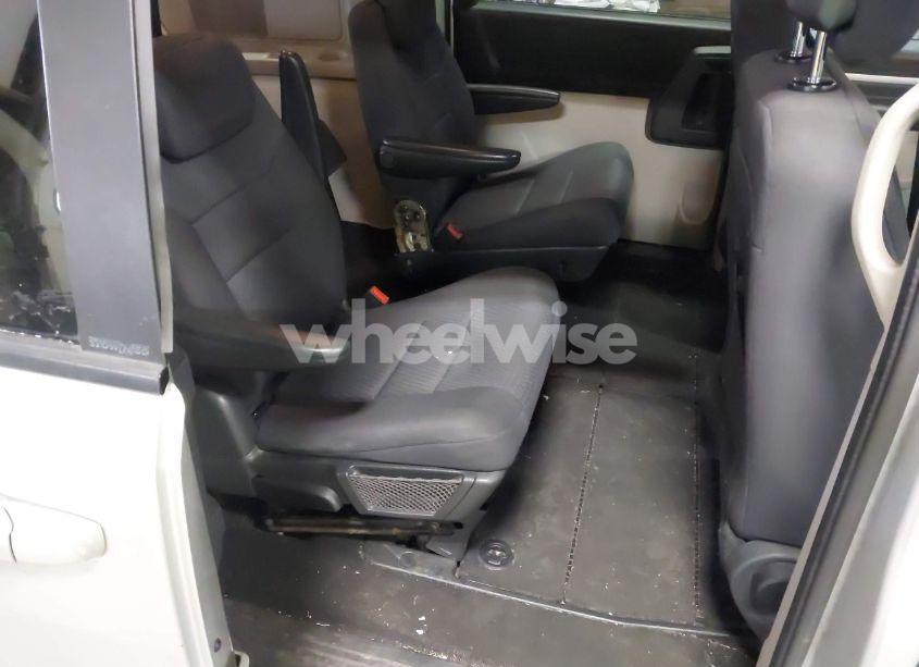 Photo 8 of 2010 Dodge Grand CARAVAN SE (VIN 2D4RN4DE7AR446839)