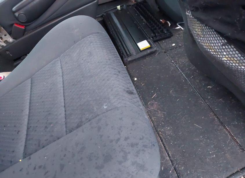 Photo 8 of 2010 Dodge Grand CARAVAN SE (VIN 2D4RN4DE8AR224424)