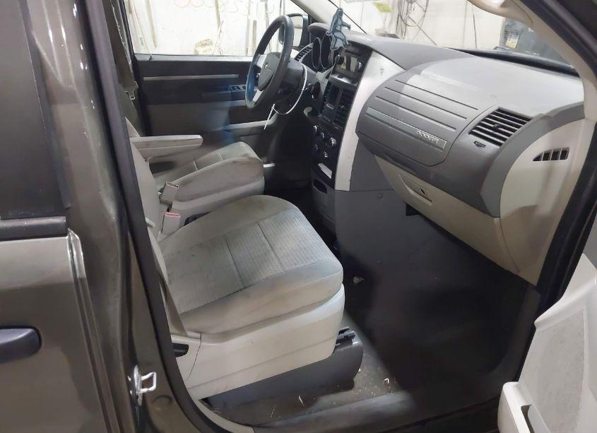 Photo 5 of 2010 Dodge Grand CARAVAN SE (VIN 2D4RN4DE8AR261005)