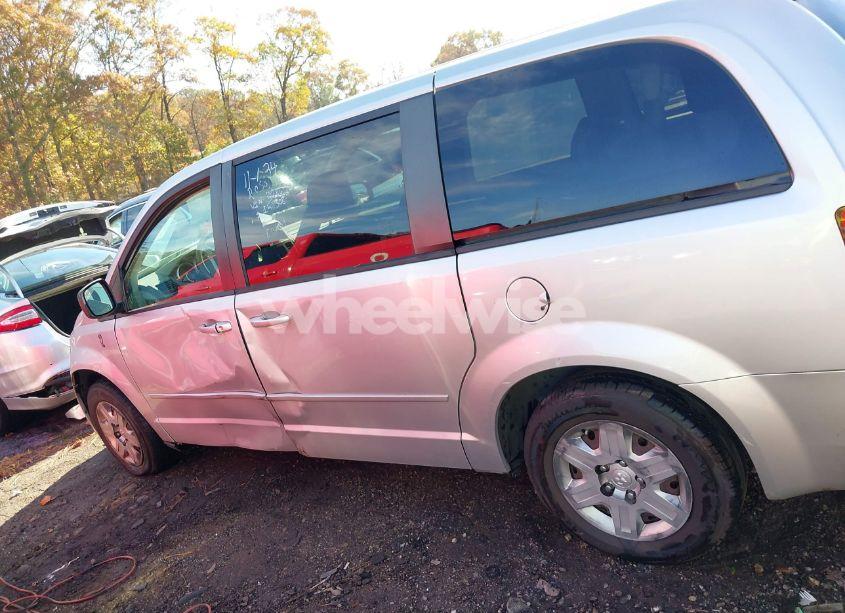 Photo 14 of 2010 Dodge Grand CARAVAN SE (VIN 2D4RN4DE8AR318612)