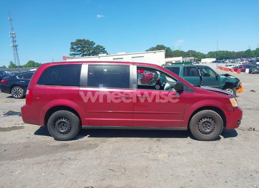 Photo 13 of 2010 Dodge Grand CARAVAN SE (VIN 2D4RN4DE8AR447112)