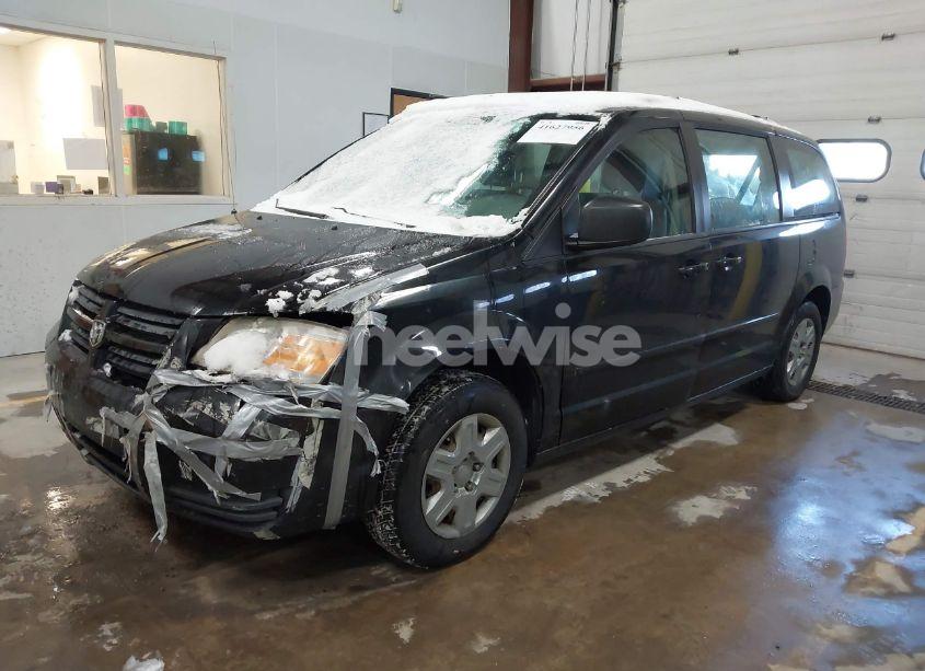 Photo 2 of 2010 Dodge Grand CARAVAN SE (VIN 2D4RN4DE8AR488372)