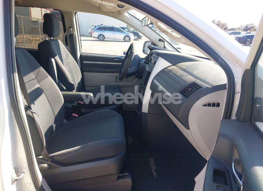 Photo 5 of 2010 Dodge Grand CARAVAN SE (VIN 2D4RN4DE9AR363817)