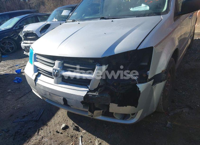 Photo 6 of 2010 Dodge Grand CARAVAN SE (VIN 2D4RN4DEXAR429212)