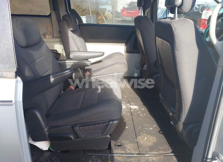 Photo 8 of 2010 Dodge Grand CARAVAN SE (VIN 2D4RN4DEXAR429212)