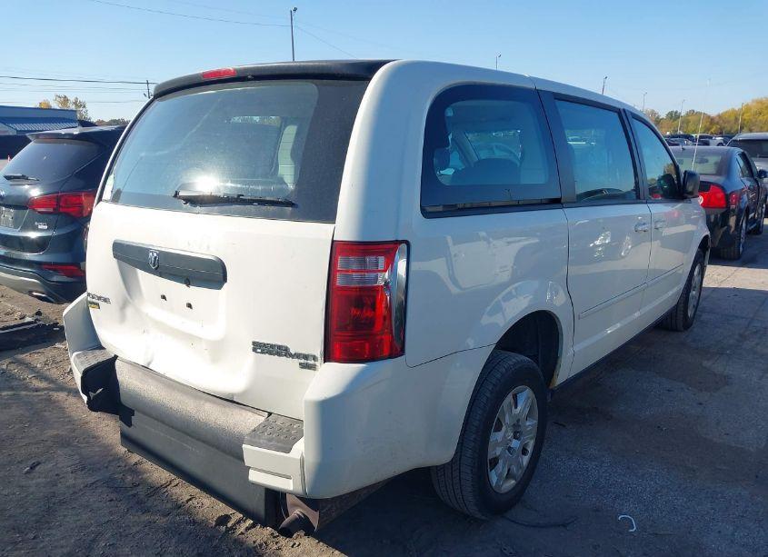 Photo 4 of 2010 Dodge Grand CARAVAN SE (VIN 2D4RN4DEXAR430148)
