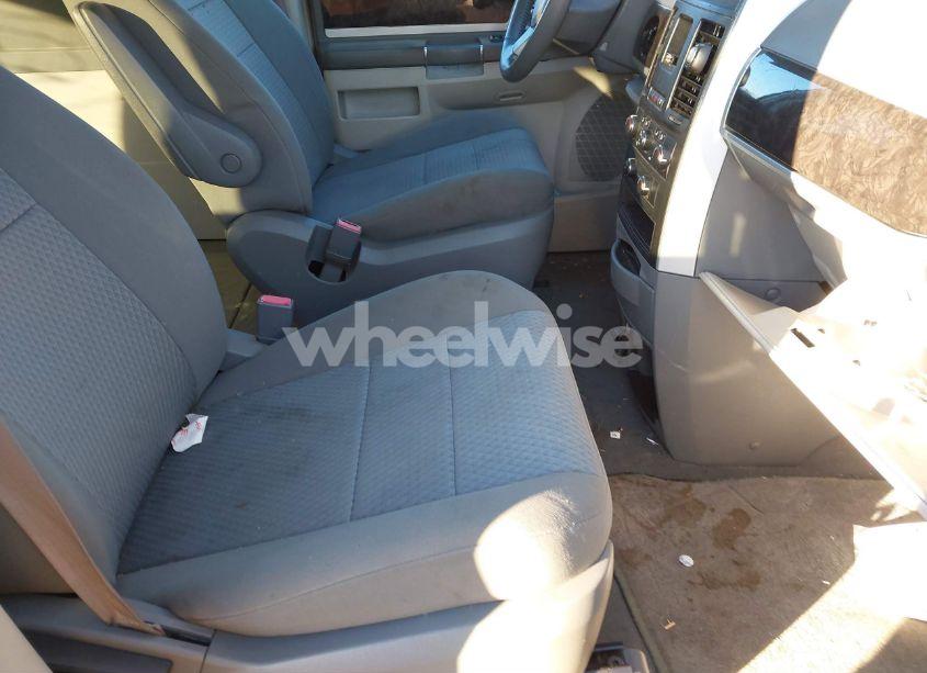 Photo 4 of 2010 Dodge Grand CARAVAN SXT (VIN 2D4RN5D10AR180065)