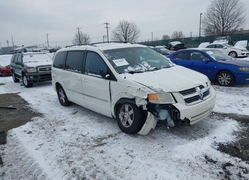 2010 Dodge Grand CARAVAN SXT (VIN 2D4RN5D10AR256075) main photo