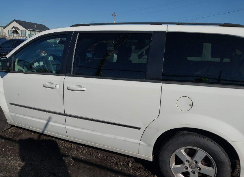 Photo 15 of 2010 Dodge Grand CARAVAN SXT (VIN 2D4RN5D10AR483427)