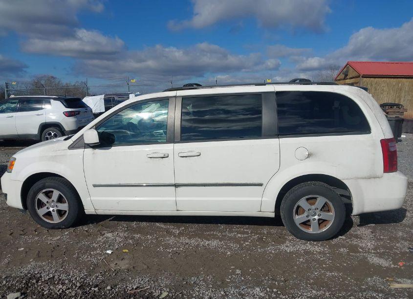 Photo 14 of 2010 Dodge Grand CARAVAN SXT (VIN 2D4RN5D11AR209749)