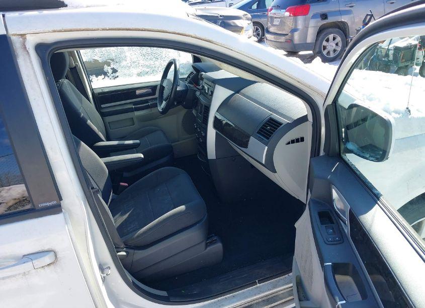 Photo 5 of 2010 Dodge Grand CARAVAN SXT (VIN 2D4RN5D11AR209749)