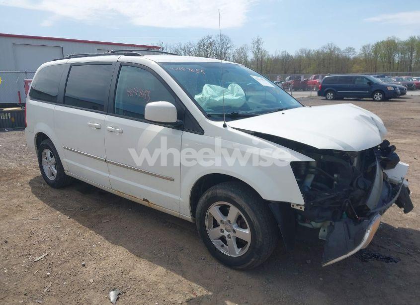 2010 Dodge Grand CARAVAN SXT (VIN 2D4RN5D11AR342009) main photo