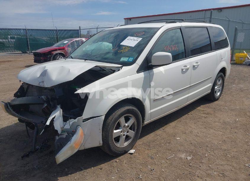 Photo 2 of 2010 Dodge Grand CARAVAN SXT (VIN 2D4RN5D11AR342009)