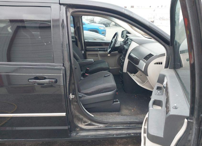 Photo 5 of 2010 Dodge Grand CARAVAN SXT (VIN 2D4RN5D11AR460044)