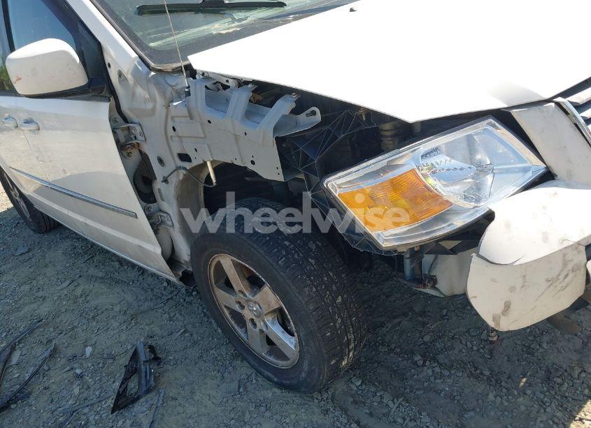 Photo 6 of 2010 Dodge Grand CARAVAN SXT (VIN 2D4RN5D12AR210330)