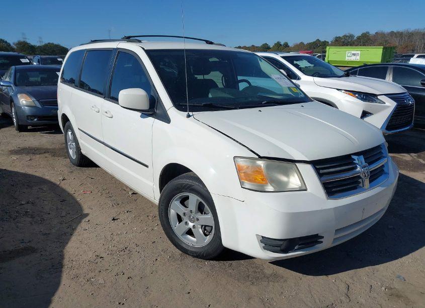 2010 Dodge Grand CARAVAN SXT (VIN 2D4RN5D12AR496745) main photo