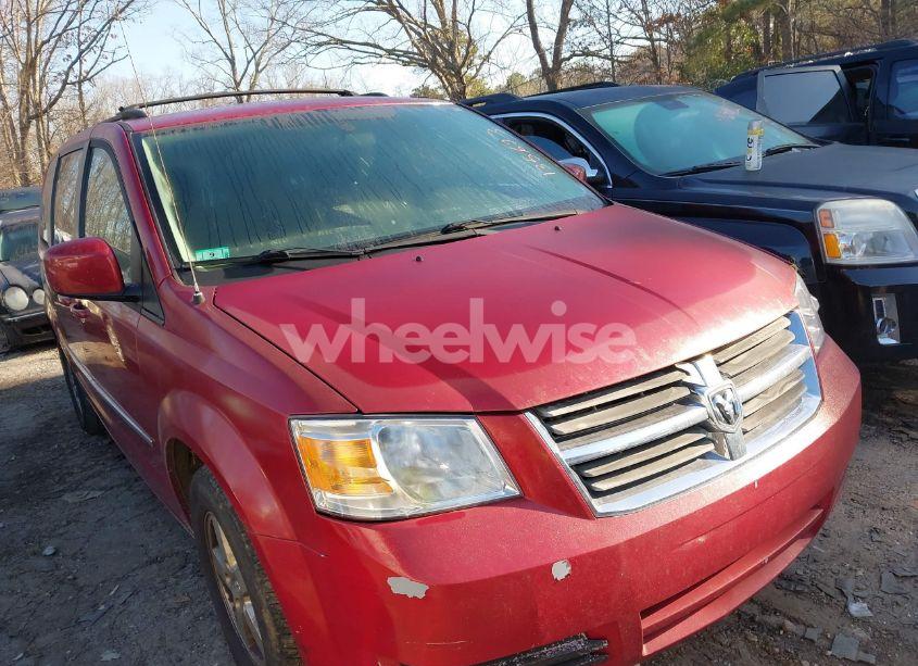 2010 Dodge Grand CARAVAN SXT (VIN 2D4RN5D13AR135623) main photo